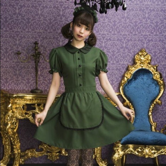 JAPAN DISNEY HAUNTED MANSION MAID DRESS COSTUME - Picture 2 of 10